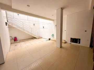Villa sale  Rumah mewah di Gatsu Barat Denpasar