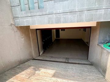 Villa sale  Rumah mewah di Gatsu Barat Denpasar