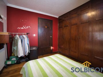 Casa comercial av. Americas Cuenca