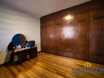 Casa comercial av. Americas Cuenca