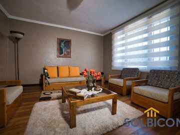 Casa comercial av. Americas Cuenca