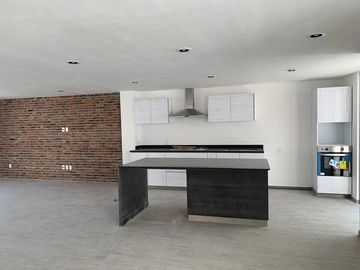VENDO CASA NUEVA LAGO ESMERALDA