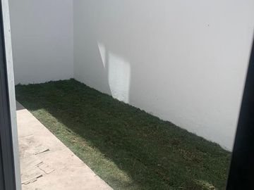 VENDO CASA NUEVA LAGO ESMERALDA