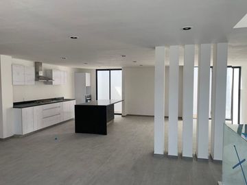 VENDO CASA NUEVA LAGO ESMERALDA
