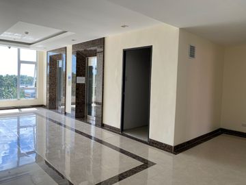 Condo For Sale in Greenmeadows SOTOGRANDE ILOILO near APMC Hospital