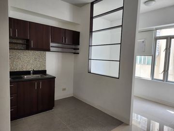CDN - FOR SALE: Studio Unit in Stamford Executive Residences, Taguig