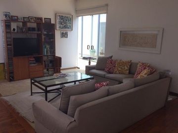 VENDO CASA CON PISCINA EN URB. LA PLANICIE – LA MOLINA