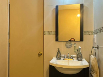 SE VENDE CASA TRES NIVELES
