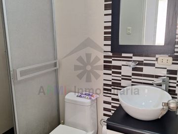 DEPARTAMENTO EN SEGUNDO PISO CON ESTACIONAMIENTO EN MONTERRICO – CHICLAYO