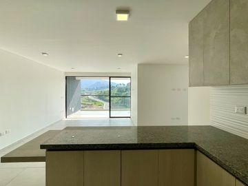 Extraordinario apartamento nuevo en Solarium Conjunto Residencial. Cerritos. Pereira - Colombia.