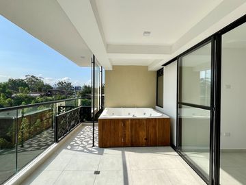 Extraordinario apartamento nuevo en Solarium Conjunto Residencial. Cerritos. Pereira - Colombia.
