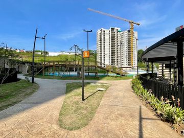 Extraordinario apartamento nuevo en Solarium Conjunto Residencial. Cerritos. Pereira - Colombia.