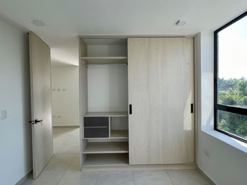 Extraordinario apartamento nuevo en Solarium Conjunto Residencial. Cerritos. Pereira - Colombia.