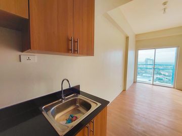 Ready for Occupancy Studio Unit for Sale at The Loop Tower