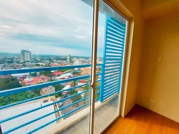 Ready for Occupancy Studio Unit for Sale at The Loop Tower