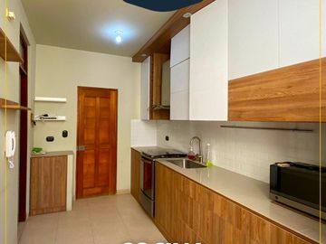 VENDO LINDO DEPARTAMENTO EN LA AV. FORTUNATO CHIRICHIGNO (POR EL GOBIERNO REGIONAL PIURA)