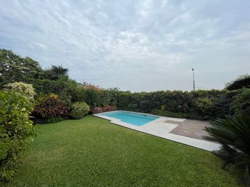 Vendo Casa Calle Tranquila Urb Los Alamos