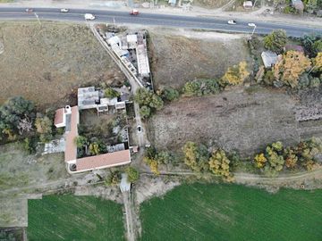VENDO RANCHO 5.5 HECTAREAS CARRETERA SAN MIGUEL A DOLORES, CON CASAS, CABALLERIZAS, POZO, PEGADAS AL RIO LAJA Y CARRETERA DEL LADO DE DOLORES, HIDALGO