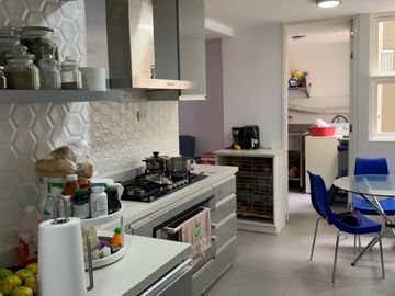 Lindo Departamento, zona Embajada,  UPC, Gym, Piscina, Parque privado