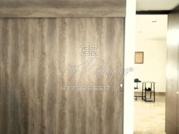 CASA EN VENTA EN LOMAS DEL REFUGIO, LEÓN, GTO; EXCELENTE PRECIO, FRENTE A LA ANTORCHA