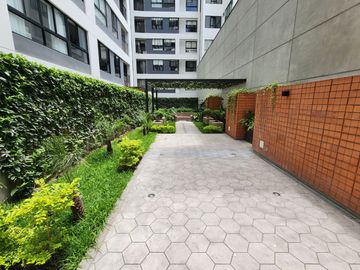 VENDO DEPARTAMENTO DE ESTRENO SUPER BIEN UBICADO