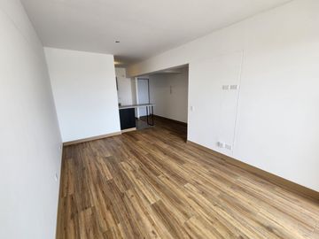 VENDO DEPARTAMENTO DE ESTRENO SUPER BIEN UBICADO
