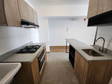 VENDO DEPARTAMENTO DE ESTRENO SUPER BIEN UBICADO