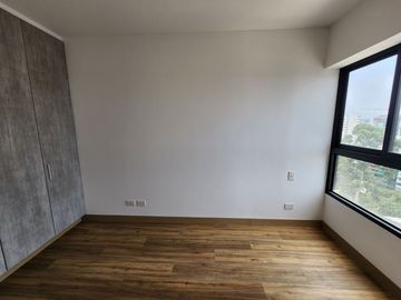 VENDO DEPARTAMENTO DE ESTRENO SUPER BIEN UBICADO