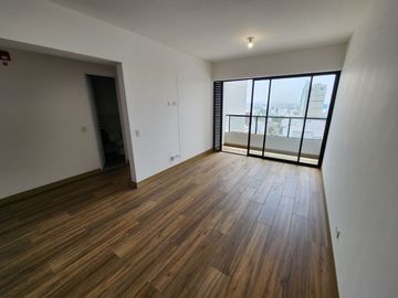 VENDO DEPARTAMENTO DE ESTRENO SUPER BIEN UBICADO