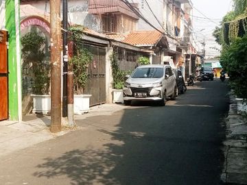 Rumah Disewakan di Johar Baru Jakarta Pusat Dekat Pasar Johar Baru, RSUD Johar Baru
