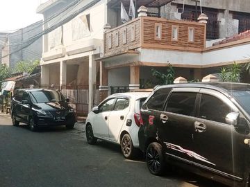 Rumah Disewakan di Johar Baru Jakarta Pusat Dekat Pasar Johar Baru, RSUD Johar Baru