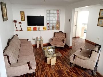 Departamento En Alquiler - San Juan De Miraflores