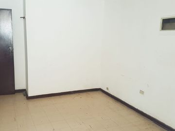 GRAN OPORTUNIDAD DE VIVIR A UN PASO DE TODO!!.. EXCLUSIVA CASA EN URB. TUPAC AMARU - LA VICTORIA (mmartinez lima1)