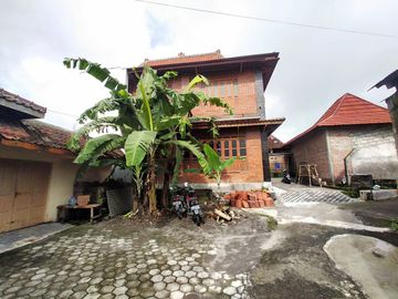 Rumah 6 Kamar dekat Kampus UII Jalan Kaliurang