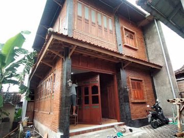 Rumah 6 Kamar dekat Kampus UII Jalan Kaliurang