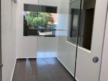 Venta Departamento En 1Er Piso, Vista Al Parque, Urb. Los Sauces, Surquillo