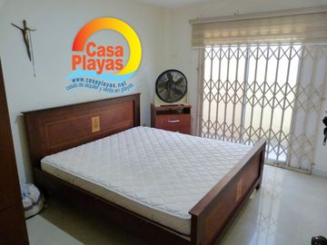 Villa de Venta en Playas Villamil, Ciudadela Cerrada Salida Al Mar, Via Data