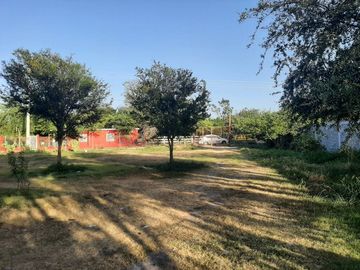 CASA QUINTA EN VENTA EN MONTEMORELOS, NL, ZONA LAS PUENTES, A ORILLA CARRETERA