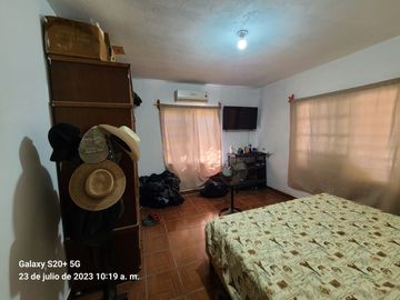 CASA QUINTA EN VENTA EN MONTEMORELOS, NL, ZONA LAS PUENTES, A ORILLA CARRETERA