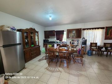 CASA QUINTA EN VENTA EN MONTEMORELOS, NL, ZONA LAS PUENTES, A ORILLA CARRETERA