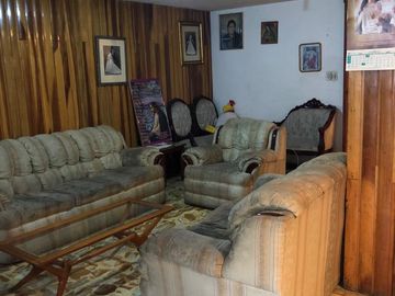 Casa en Las Águilas, Nezahualcóyotl, Estado de México.