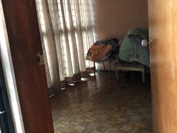 Casa en Las Águilas, Nezahualcóyotl, Estado de México.