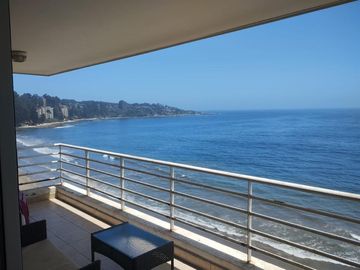 Departamento con vista al mar