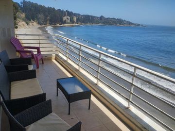 Departamento con vista al mar