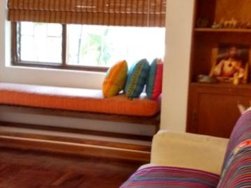 VENTA CASA SURCO LIMITE CON MIRAFLORES  FRENTE A PARQUE $.540,000 A TRATAR