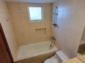 Venta de Departamento de 108 Metros en el sector Bellavista alta, Ecuavisa