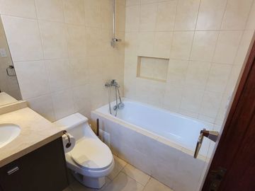 Venta de Departamento de 108 Metros en el sector Bellavista alta, Ecuavisa