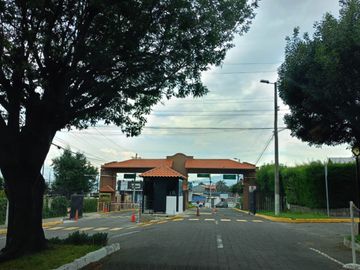 URBANIZACIÓN CLUB LOS CHILLOS, CASA EN VENTA
