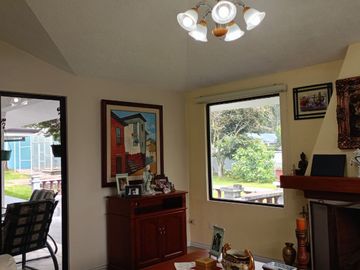 URBANIZACIÓN CLUB LOS CHILLOS, CASA EN VENTA