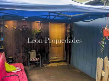 Leon Propiedades vende parcela con casa en La Aurora, Curacavi
